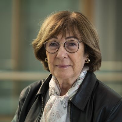 Portrait of Jeanine Meerapfel