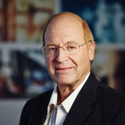 Portrait of Gideon Greif